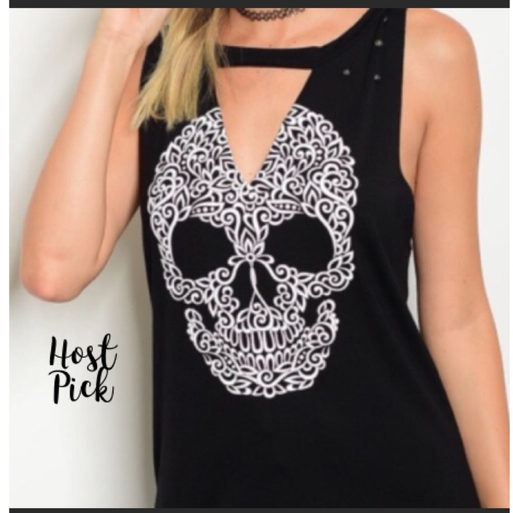 GlamVault Black Skull T-Shirt Size Medium NWT